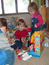 xmasbirthdaysleddingrollerskating 053.JPG (38119 bytes)
